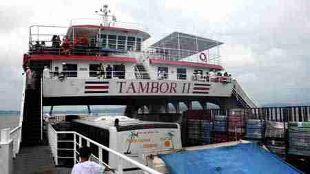 Tambor- Fähre nach Nicoya